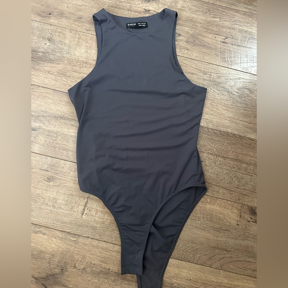 Grey snatched bodysuit